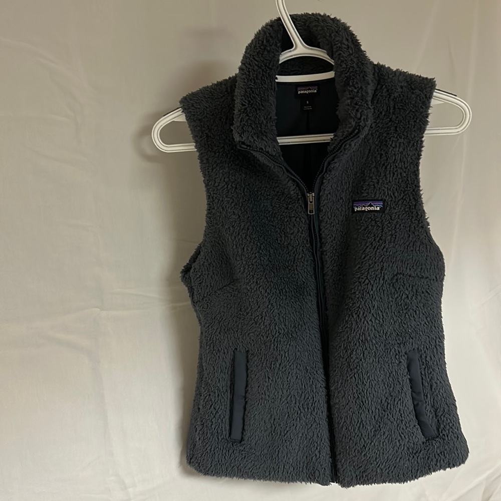 Navy blue Patagonia vest